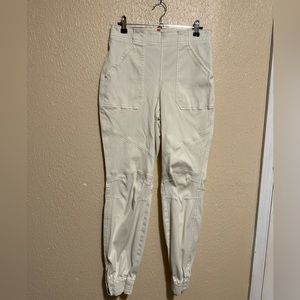 Spanx Stretch Twill Cargo Joggers‎ In Parchment Size Medium